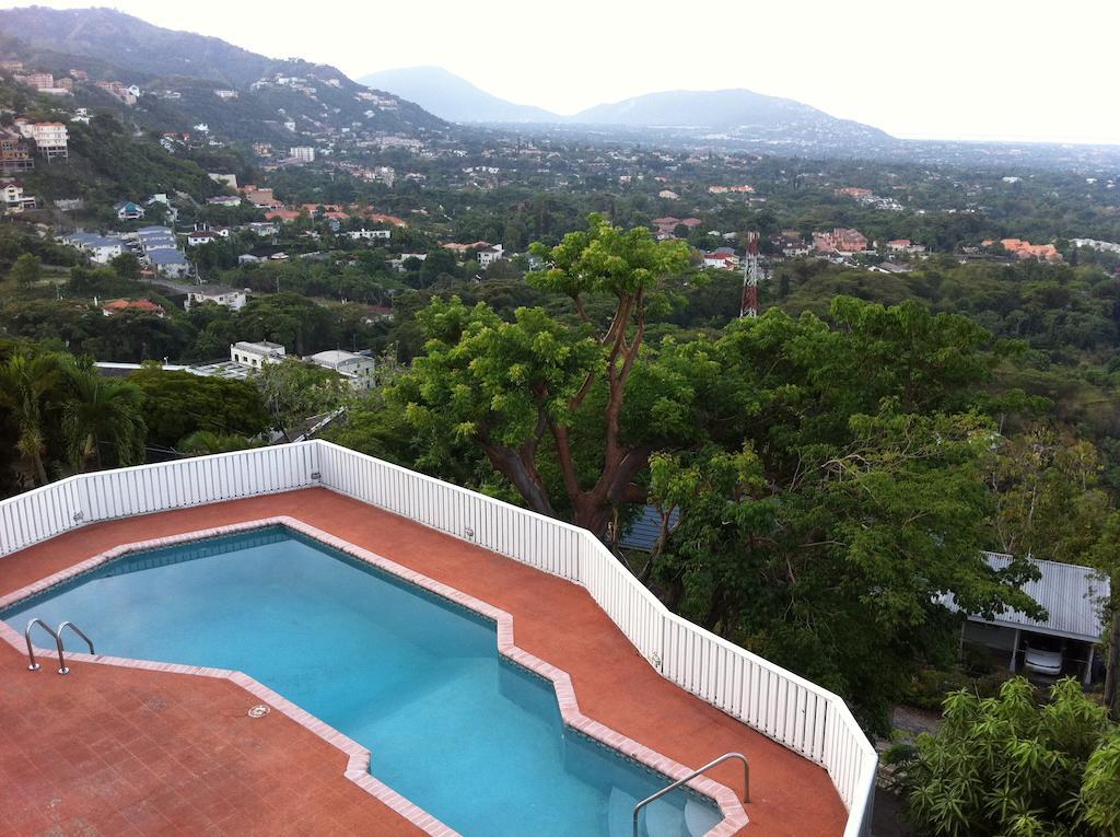 Hill Top Kingston Jamaica 외부 사진