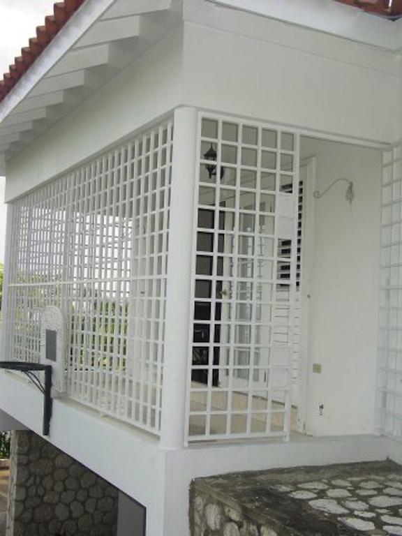 Hill Top Kingston Jamaica 객실 사진